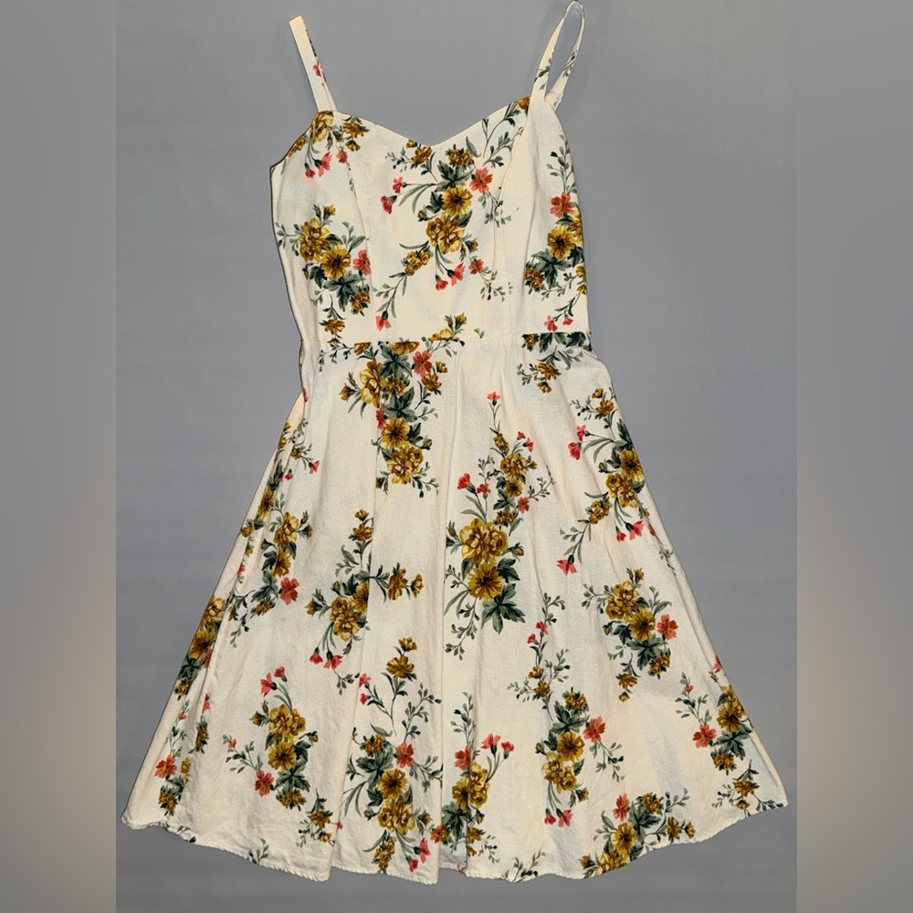 Old Navy floral dress in XS